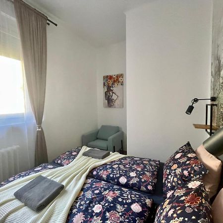 Brand New Apartment #Hollan#3Bedr#2Bathr#Freeparking Budapest Exterior photo